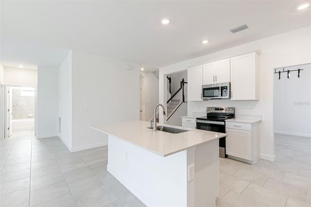 17777 SADDLEBACK LOOP, North Fort Myers, FL 33917