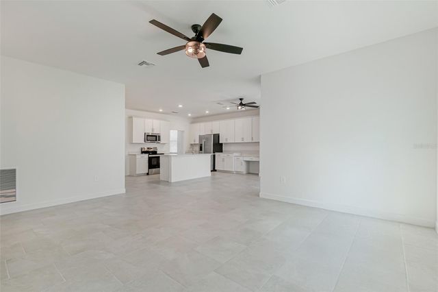 17777 SADDLEBACK LOOP, North Fort Myers, FL 33917