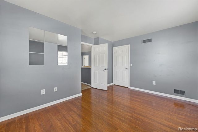 12922 Heritage, Warren, MI 48089