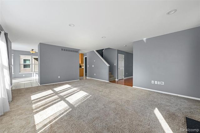 12922 Heritage, Warren, MI 48089