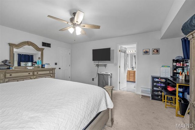 147 Black Lantern Trail, St Peters, MO 63376