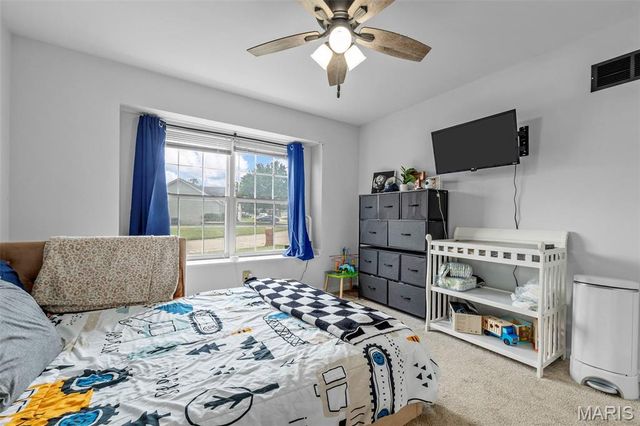 147 Black Lantern Trail, St Peters, MO 63376