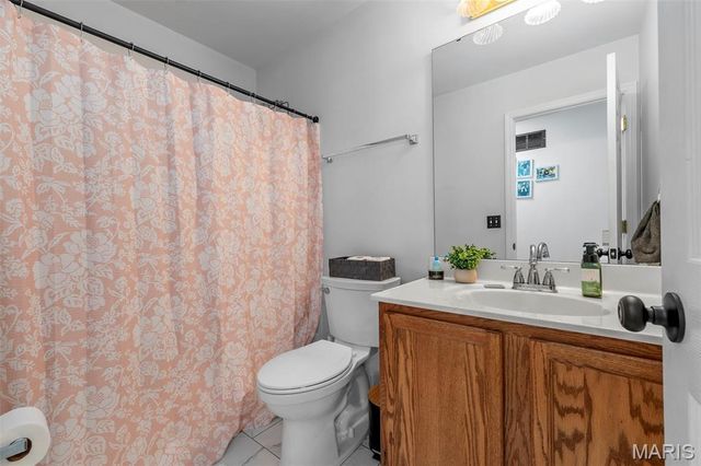 147 Black Lantern Trail, St Peters, MO 63376