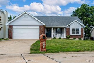 147 Black Lantern Trail, St Peters, MO 63376
