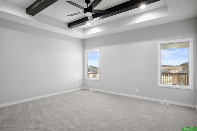 5504 N 212th Avenue, Elkhorn, NE 68022