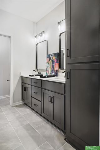 5504 N 212th Avenue, Elkhorn, NE 68022