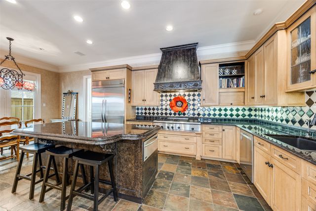 2804 Hanover Street, University Park, TX 75225