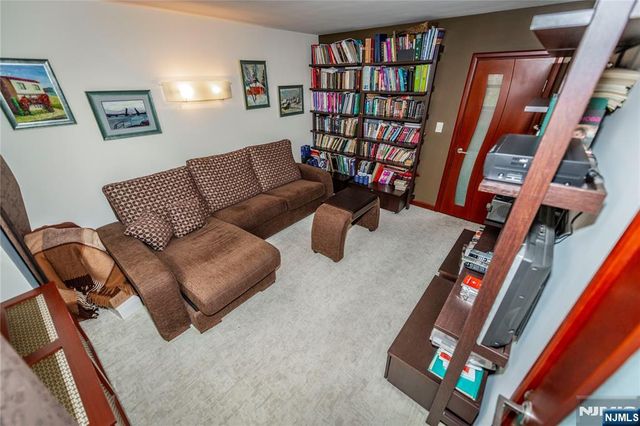 250 Gorge 8 C, Cliffside Park, NJ 07010