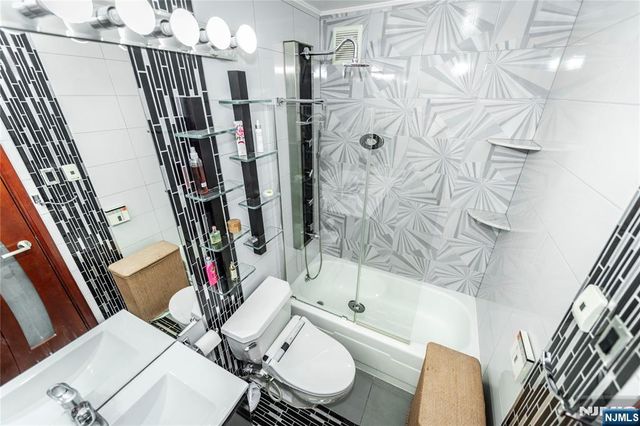 250 Gorge 8 C, Cliffside Park, NJ 07010