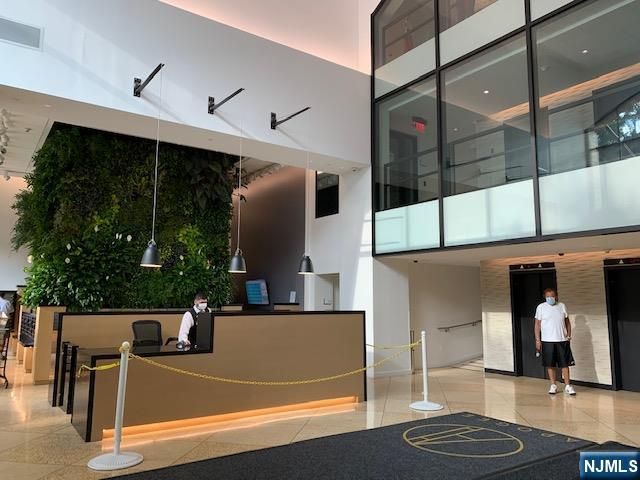 250 Gorge 8 C, Cliffside Park, NJ 07010