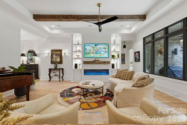 8921 Island Point Road, Charlotte, NC 28278