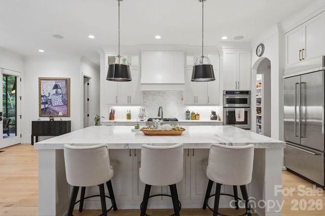 8921 Island Point Road, Charlotte, NC 28278