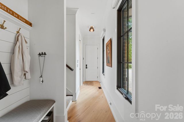 8921 Island Point Road, Charlotte, NC 28278