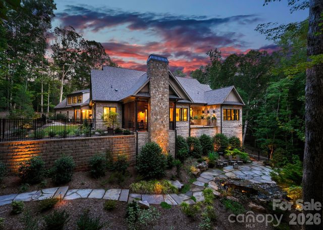 8921 Island Point Road, Charlotte, NC 28278
