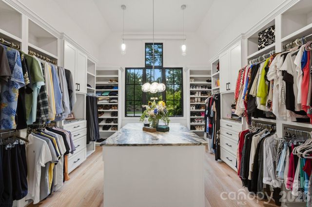 8921 Island Point Road, Charlotte, NC 28278
