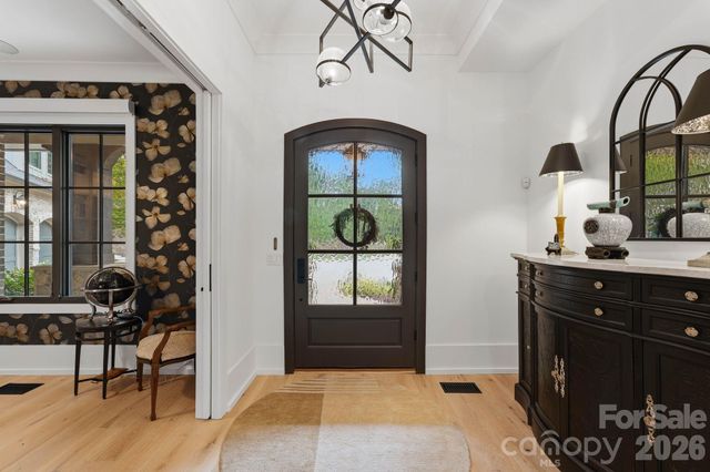 8921 Island Point Road, Charlotte, NC 28278