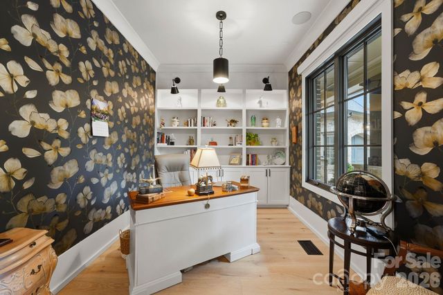 8921 Island Point Road, Charlotte, NC 28278
