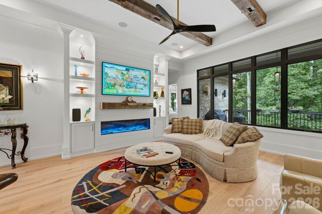 8921 Island Point Road, Charlotte, NC 28278