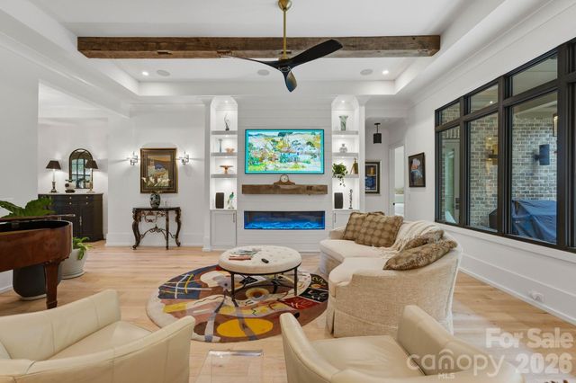 8921 Island Point Road, Charlotte, NC 28278