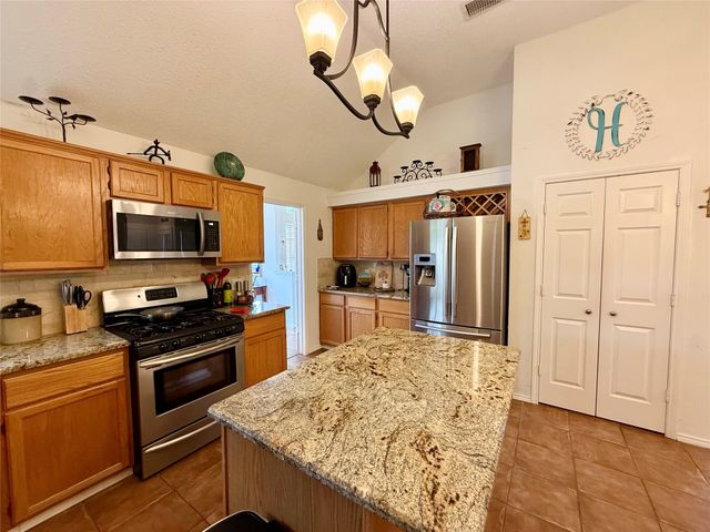 1658 Glenmore Drive, Lewisville, TX 75077