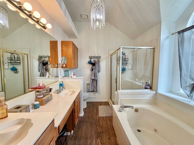 1658 Glenmore Drive, Lewisville, TX 75077