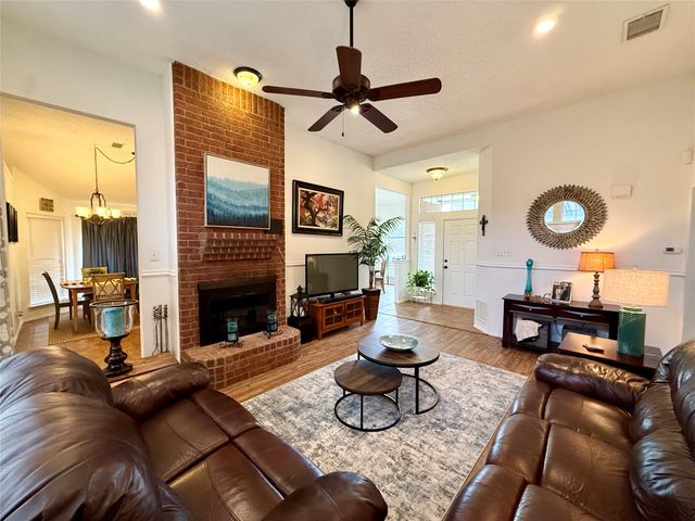 1658 Glenmore Drive, Lewisville, TX 75077