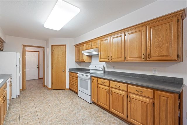 4 White River Cove, Holiday Island, AR 72631