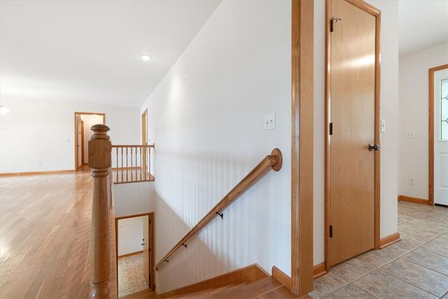 4 White River Cove, Holiday Island, AR 72631