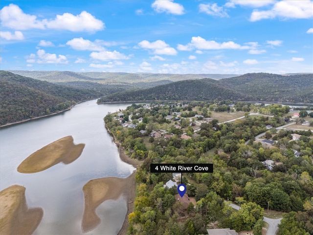 4 White River Cove, Holiday Island, AR 72631