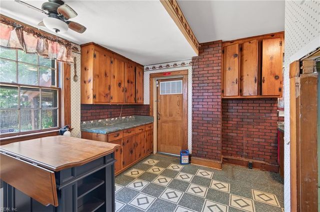 1255 23rd ST, Newport News, VA 23607