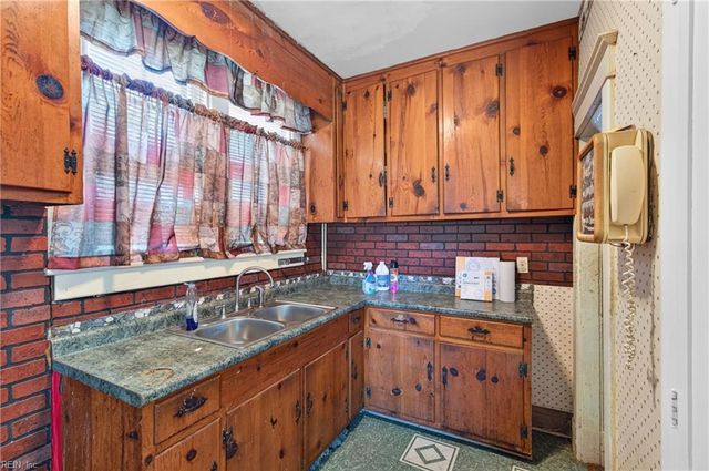 1255 23rd ST, Newport News, VA 23607