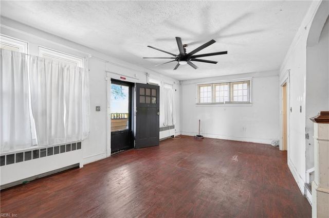 1255 23rd ST, Newport News, VA 23607