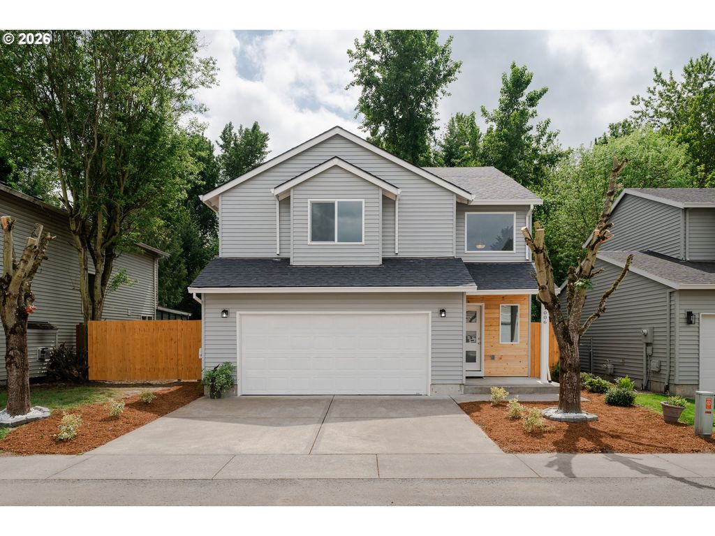 1006 Ne MARINERS Loop, Portland, OR 97211