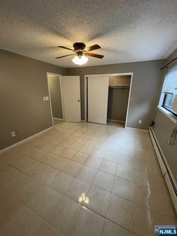 17 68th Street 7, Guttenberg, NJ 07093