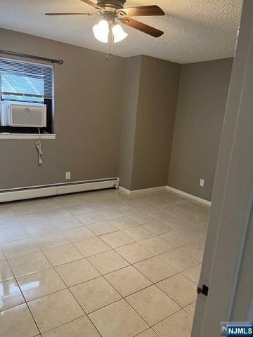 17 68th Street 7, Guttenberg, NJ 07093