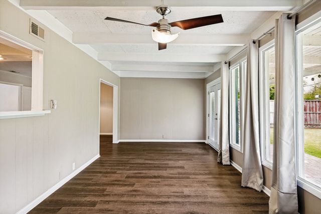 607 N Cottonwood Drive, Richardson, TX 75080