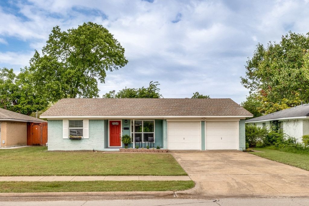 607 N Cottonwood Drive, Richardson, TX 75080