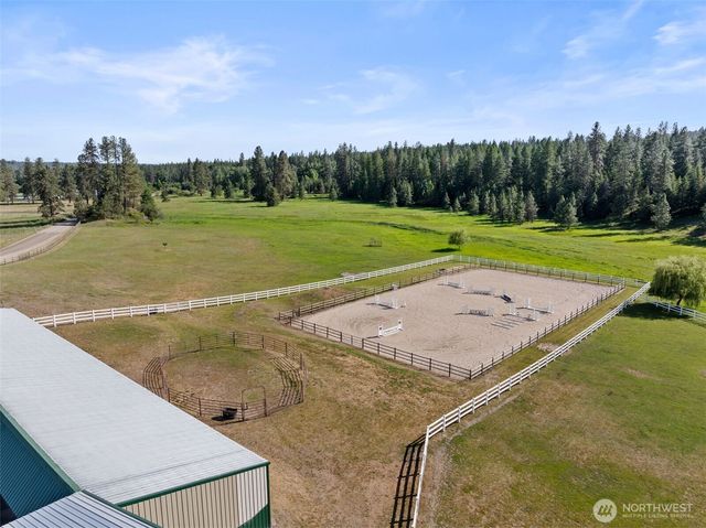 24415 N Crescent Road, Chattaroy, WA 99003