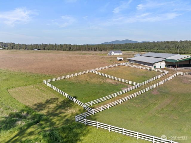 24415 N Crescent Road, Chattaroy, WA 99003
