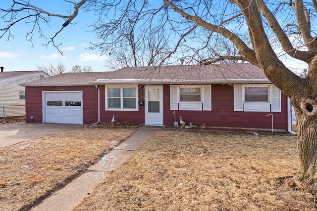 426 7th Street Court E, Milan, IL 61264