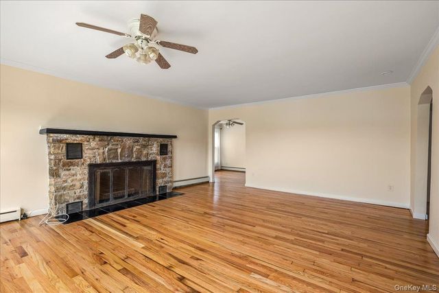 46 Riverdale Avenue, Massapequa, NY 11758