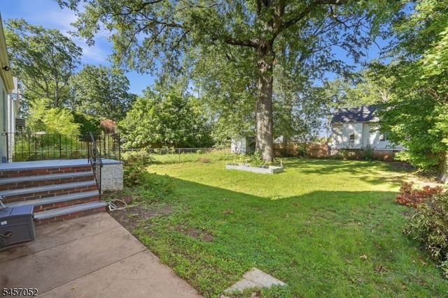 223 Woodlawn Ave, Linden City, NJ 07036