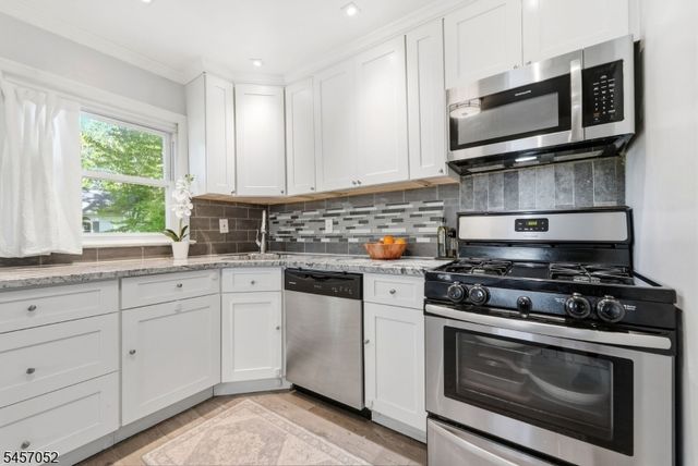 223 Woodlawn Ave, Linden City, NJ 07036