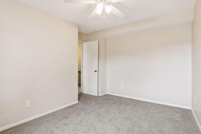 125 Mcknight Road N K, Saint Paul, MN 55119