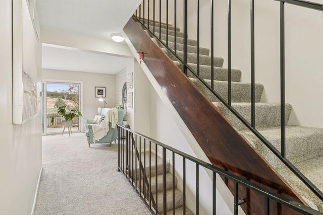 125 Mcknight Road N K, Saint Paul, MN 55119