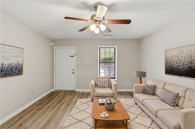 318 Freeport 318 & 320, Lawrenceville, GA 30046