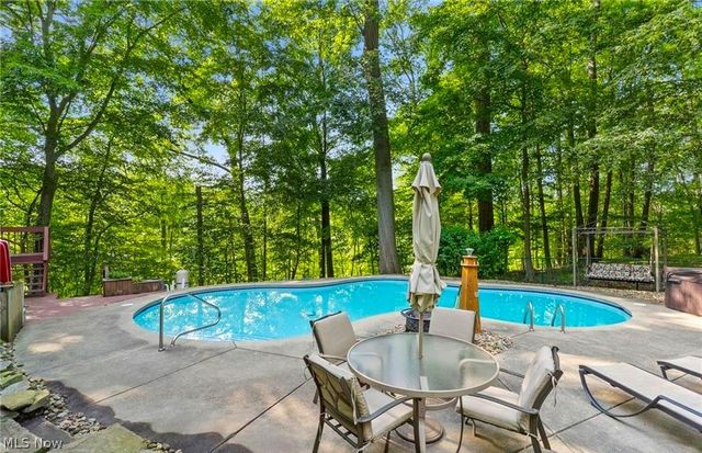 3338 Blessing Lane, Kent, OH 44240