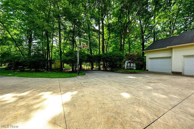 3338 Blessing Lane, Kent, OH 44240