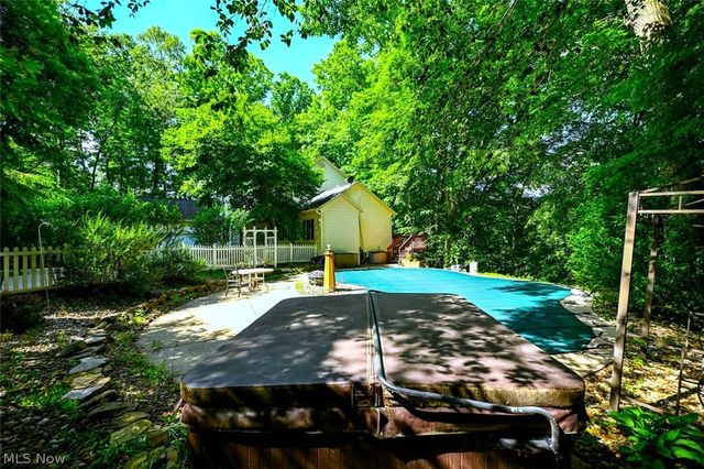 3338 Blessing Lane, Kent, OH 44240