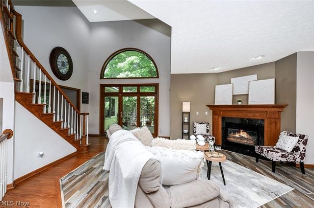 3338 Blessing Lane, Kent, OH 44240